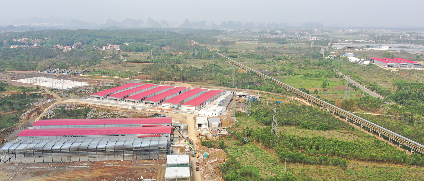 Proyecto de cr&iacute;a de ponedoras en cadena industrial completa de Guigang Tongfa para 3,6 millones de aves