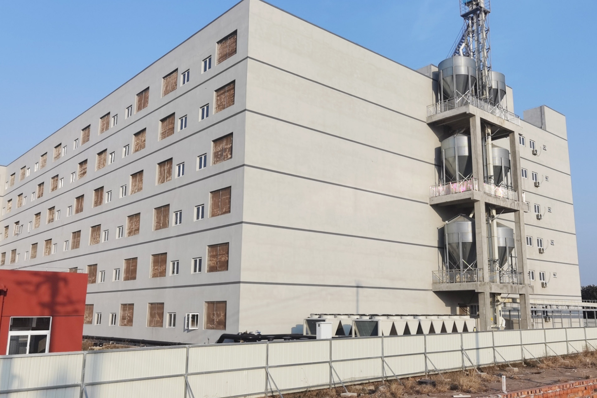 El proyecto de construcción de varias plantas de Dekon